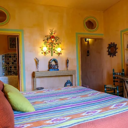 Maison D'hotes Mas De Barbut 3*