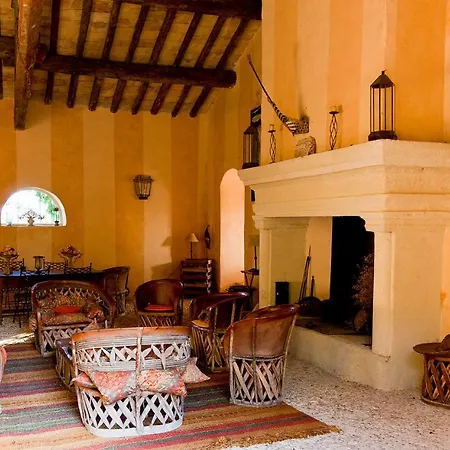 Maison D'hotes Mas De Barbut 3*